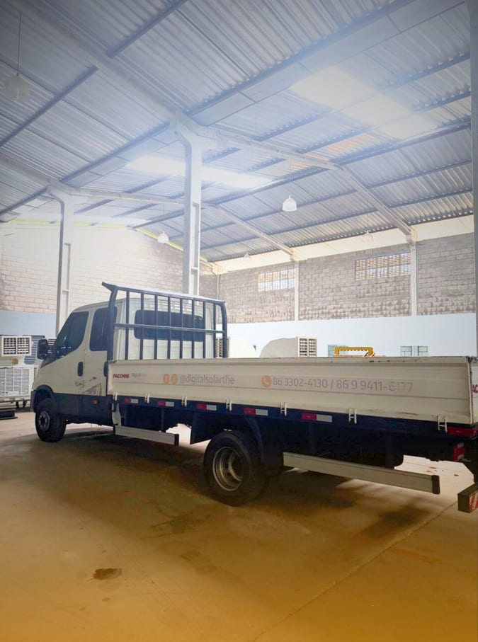 veiculos da empresa digital solar em teresina